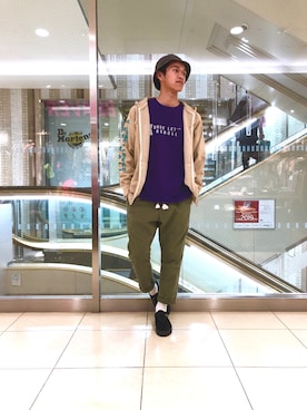 「Gramicci（グラミチ）のアイテム（パーカー）」を使った、小野　隼ノ介さん（メンズ・178cm）の春コーディネート