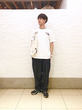 「AlexanderLeeChang（アレキサンダーリーチャン）のアイテム（Tシャツ/カットソー）」を使った、小野　隼ノ介さん（メンズ・178cm）の夏コーディネート