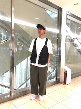 「MANASTASH（マナスタッシュ）のアイテム（キャップ）」を使った、小野　隼ノ介さん（メンズ・178cm）の夏コーディネート