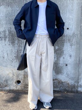 「JW Anderson（ジェイダブリューアンダーソン）のアイテム（チノパンツ）」を使った、dddkkさん（メンズ・175cm）の冬コーディネート