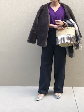 「UNIQLO（ユニクロ）のハイライズワイドストレートジーンズ（デニムパンツ）」を使った、mikaさん（レディース・157cm）の冬コーディネート