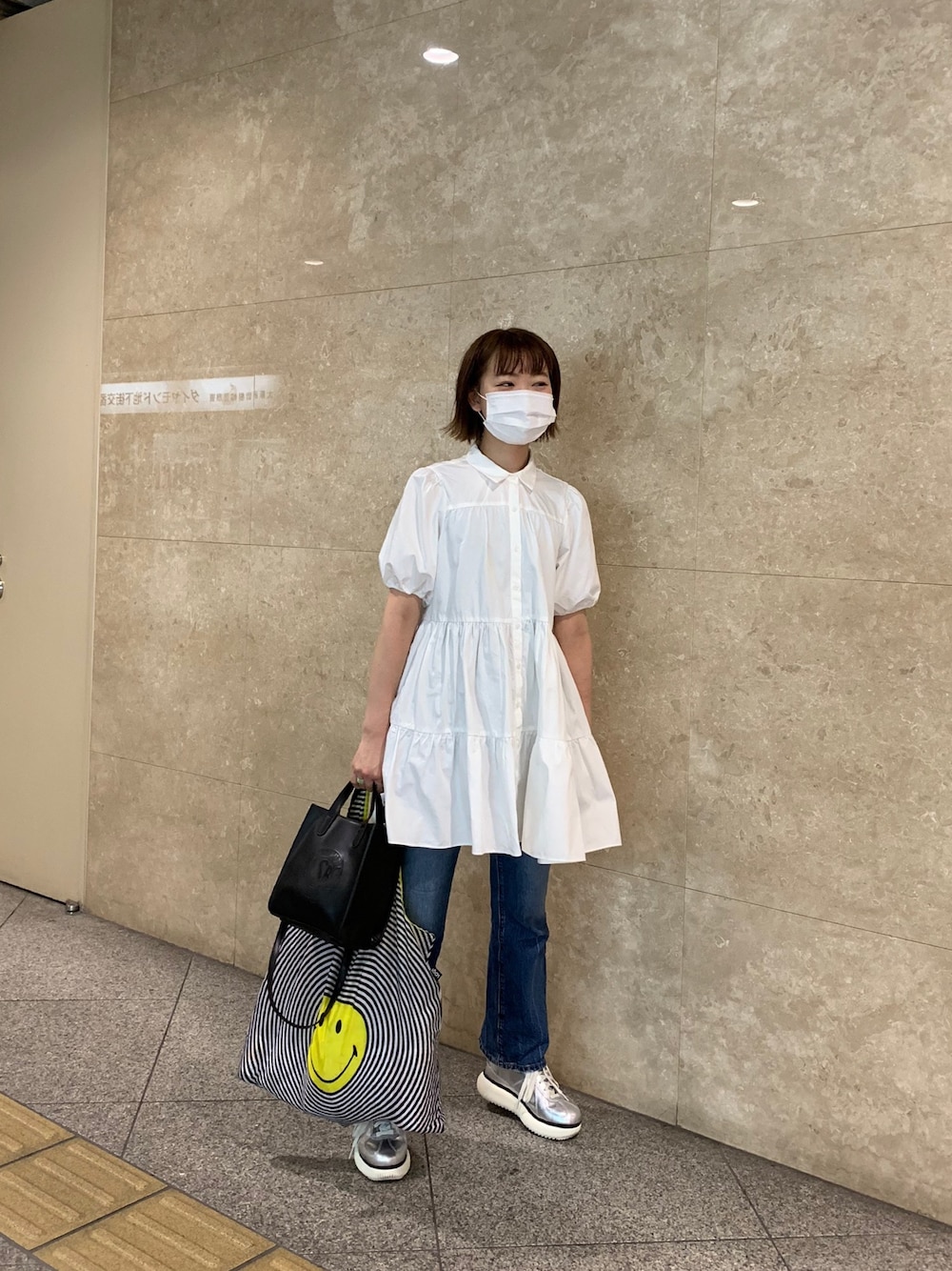 「オニツカタイガー、ZARA、Onitsuka Tiger、little sunny bite」｜「ZARAのアイテム（シャツワンピース、ホワイト系）」を使った、アスカスさん（レディース・163cm）の夏コーディネートの1枚目の写真
