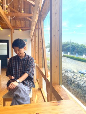 「kutir」｜「アイテム（アナログ腕時計）」を使った、りきさん（メンズ・179cm）の秋コーディネート