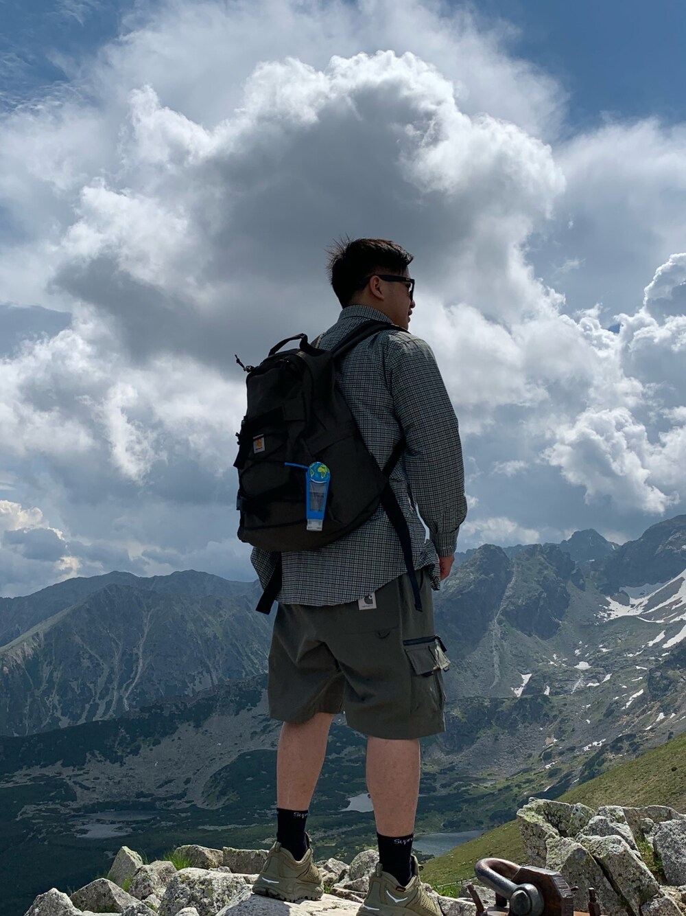 「ray ban、supreme、HOKAONEONE、Polo Ralph Lauren、Carhartt WIP(Carhartt WIP)、山系、登山、summer、poland」｜「POLO RALPH LAURENのアイテム（シャツ/ブラウス、その他）」を使った、Ortino Yangさん（メンズ・167cm）の夏コーディネートの1枚目の写真