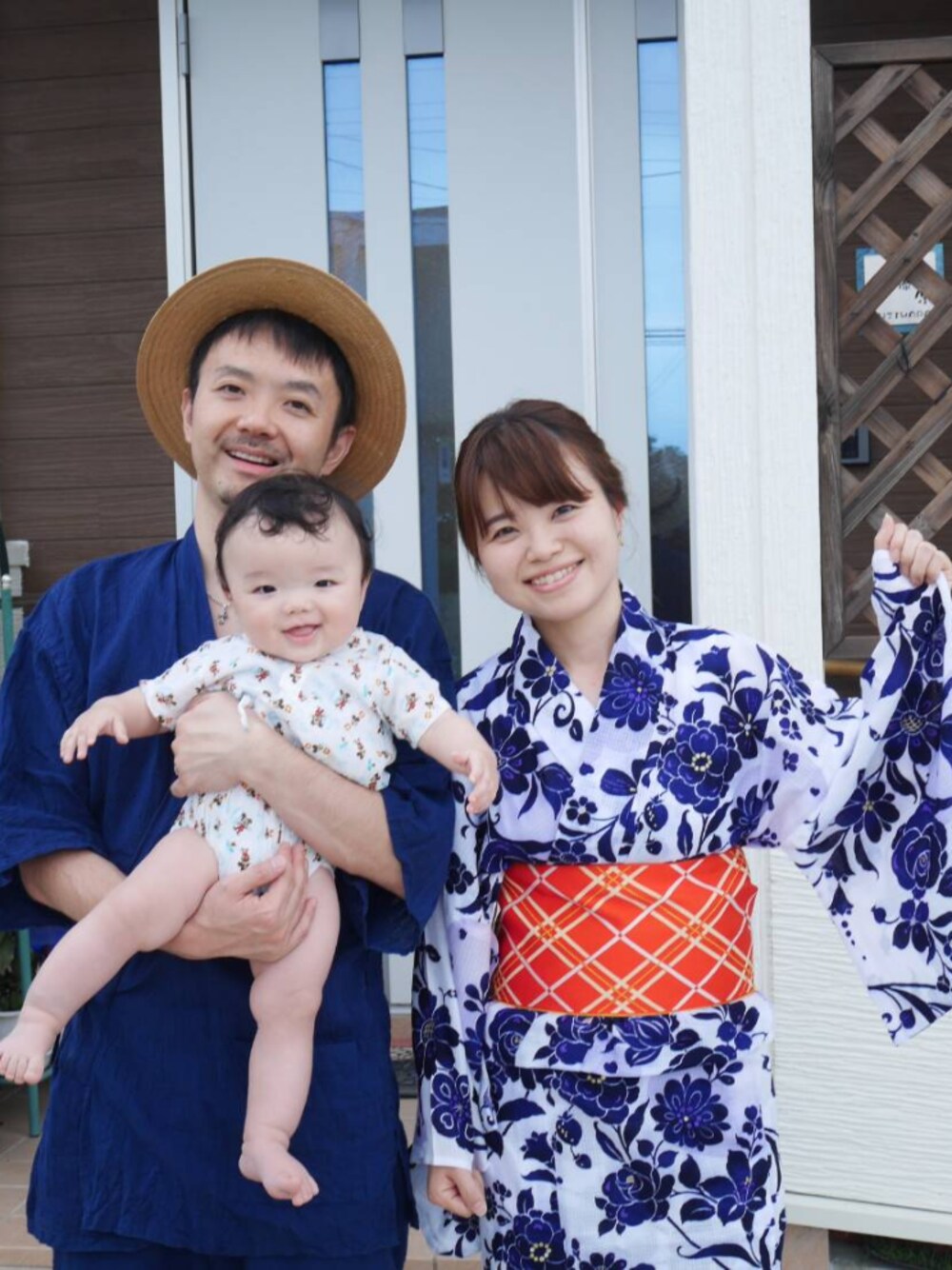「祭り、さんさ祭り、浴衣、甚平、家族」｜「ANNA SUIのアイテム（ワンピース/ドレス、パープル系）」を使った、藤原康広さん（メンズ・70cm）の夏コーディネートの1枚目の写真