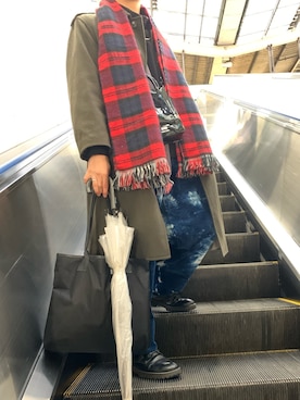 「アイテム（ステンカラーコート）」を使った、にぇさん（メンズ・175cm・20代）の冬コーディネート
