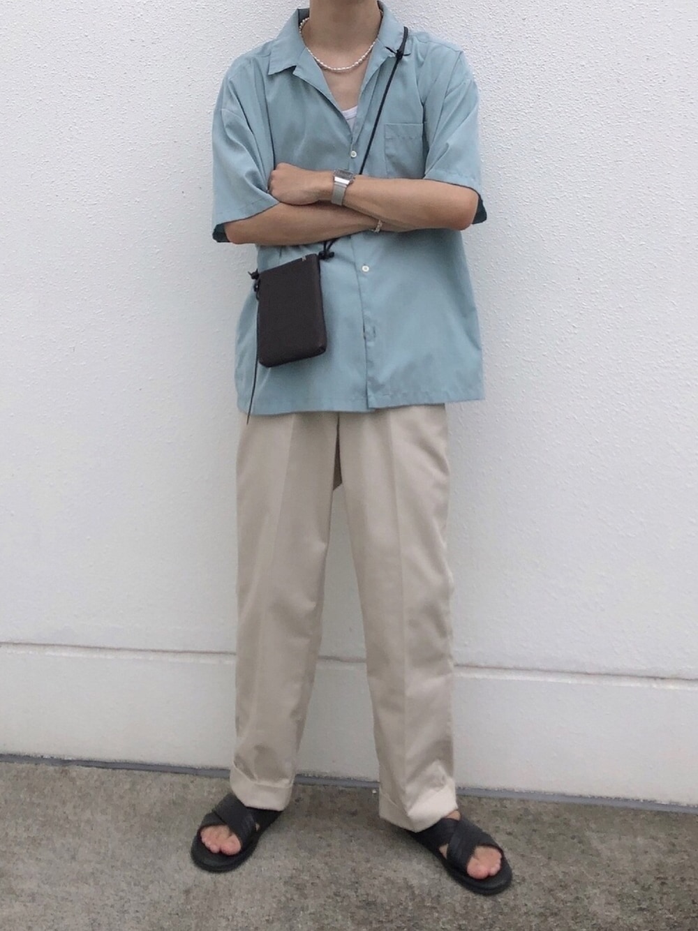 「シンプルコーデ、おしゃれさんと繋がりたい、used、古着、used mix、古着MIX、fillthebill、ISLAND SLIPPER、シャツスタイル、レザー」｜「usedのアイテム（シャツ/ブラウス、ブルー系）」を使った、YUK  さん（メンズ・169cm）の秋コーディネートの1枚目の写真