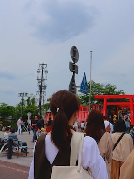 「カメラ女子」｜「アイテム（ワンピース）」を使った、haruさん（レディース・163cm）の春コーディネート