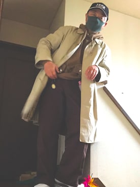 「茶色」｜「アイテム（ステンカラーコート）」を使った、hakaseさん（メンズ・169cm）の冬コーディネート
