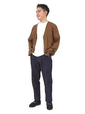 エクストラファインメリノvネックカーディガン のメンズ人気ファッションコーディネート Wear