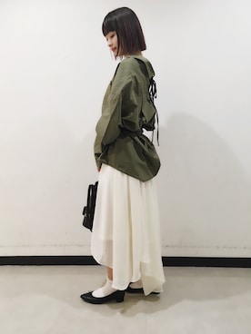 「JEANASIS（ジーナシス）のアイテム（バレエシューズ）」を使った、山形真理さん（レディース・156cm）の春コーディネート