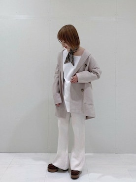 「ジーナシス」｜「アイテム（財布/小物）」を使った、山形真理さん（レディース・156cm）の春コーディネート