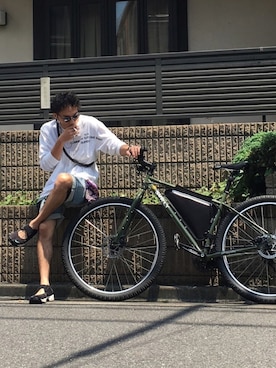 「BARENA（バレナ）のアイテム（パンツ）」を使った、mtnbさん（メンズ・170cm）の春コーディネート