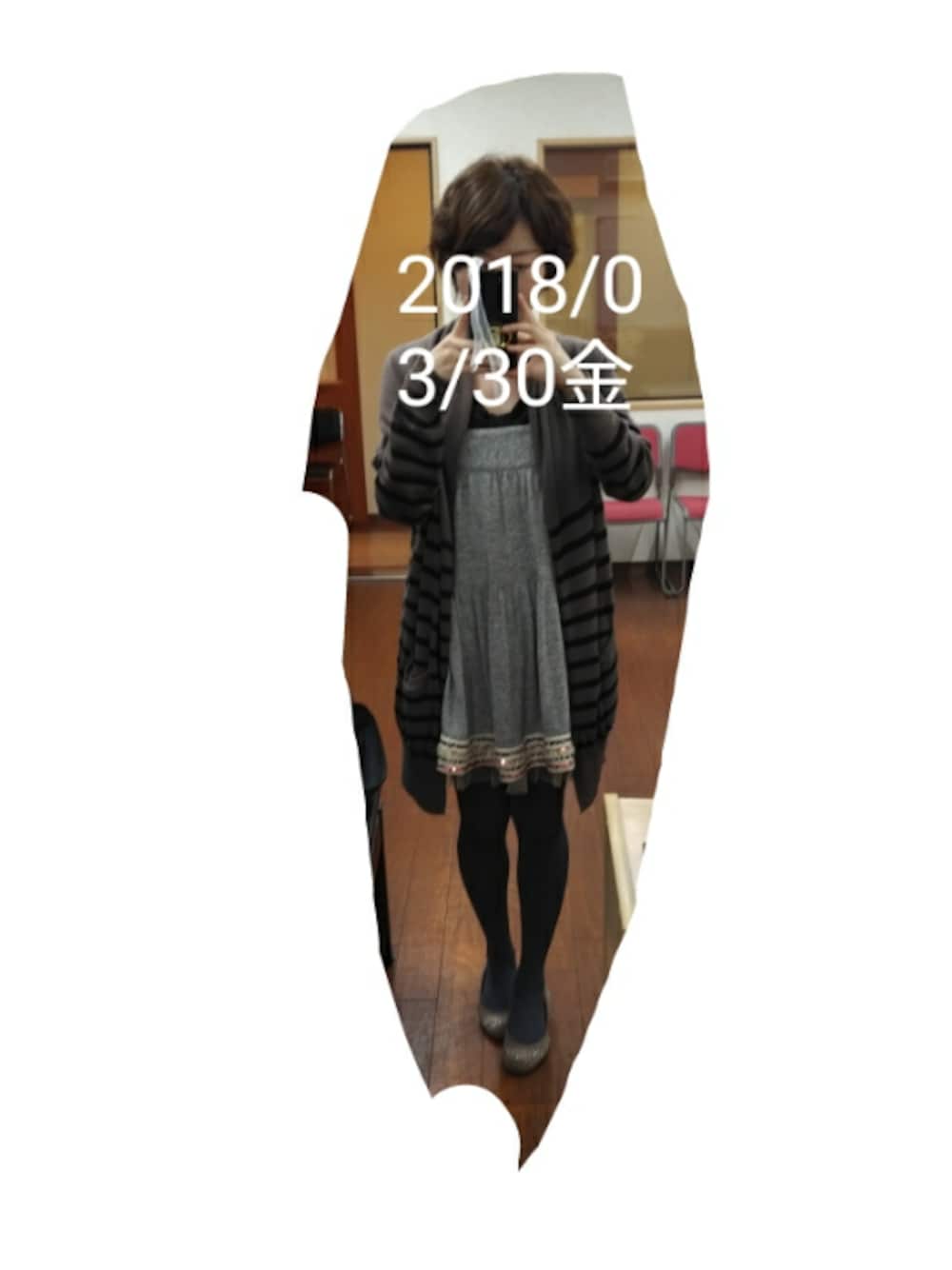 「motherのアイテム（ワンピース、グレー系）」を使った、うえたえり@さん（レディース・160cm）の春コーディネートの1枚目の写真