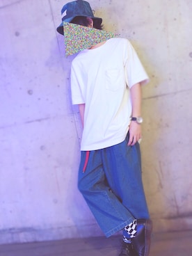 「HITCH HIKE（ヒッチハイク）のアイテム（デニムパンツ）」を使った、きゃんさん（メンズ・170cm）の秋コーディネート