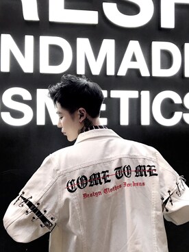 「寒い」｜「アイテム（デニムジャケット）」を使った、CREAM-TABBYさん（メンズ・188cm）の秋コーディネート