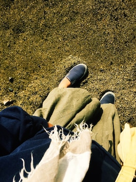 「アイテム（スリッポン、ブルー系）」を使った、alexandre ishiiさん（レディース・152cm）の春コーディネート