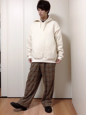 「THE CASUAL（カジュアル）のTRストレッチ タックルーズ ワイドテーパード スラックスパンツ（スラックス）」を使った、wayuさん（メンズ・169cm）の秋コーディネート