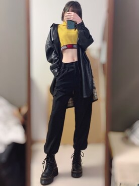 「MOUSSY（マウジー）のSW RIEHATA CROP TOP（Tシャツ/カットソー、イエロー系）」を使った、8_RNKMさん（レディース・154cm）の冬コーディネート