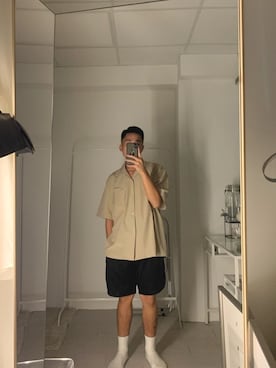 「botanistのアイテム（シャツ/ブラウス、ベージュ系）」を使った、Eddie Yeungさん（メンズ）の夏コーディネート