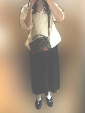 「RODE SKO」｜「アイテム（アナログ腕時計）」を使った、ぺさん（レディース・155cm）の春コーディネート