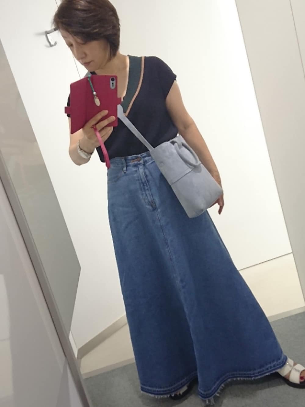 「PLSTのアイテム（ニット/セーター、ブルー系）」を使った、りんりんさん（レディース・160cm）の秋コーディネートの1枚目の写真