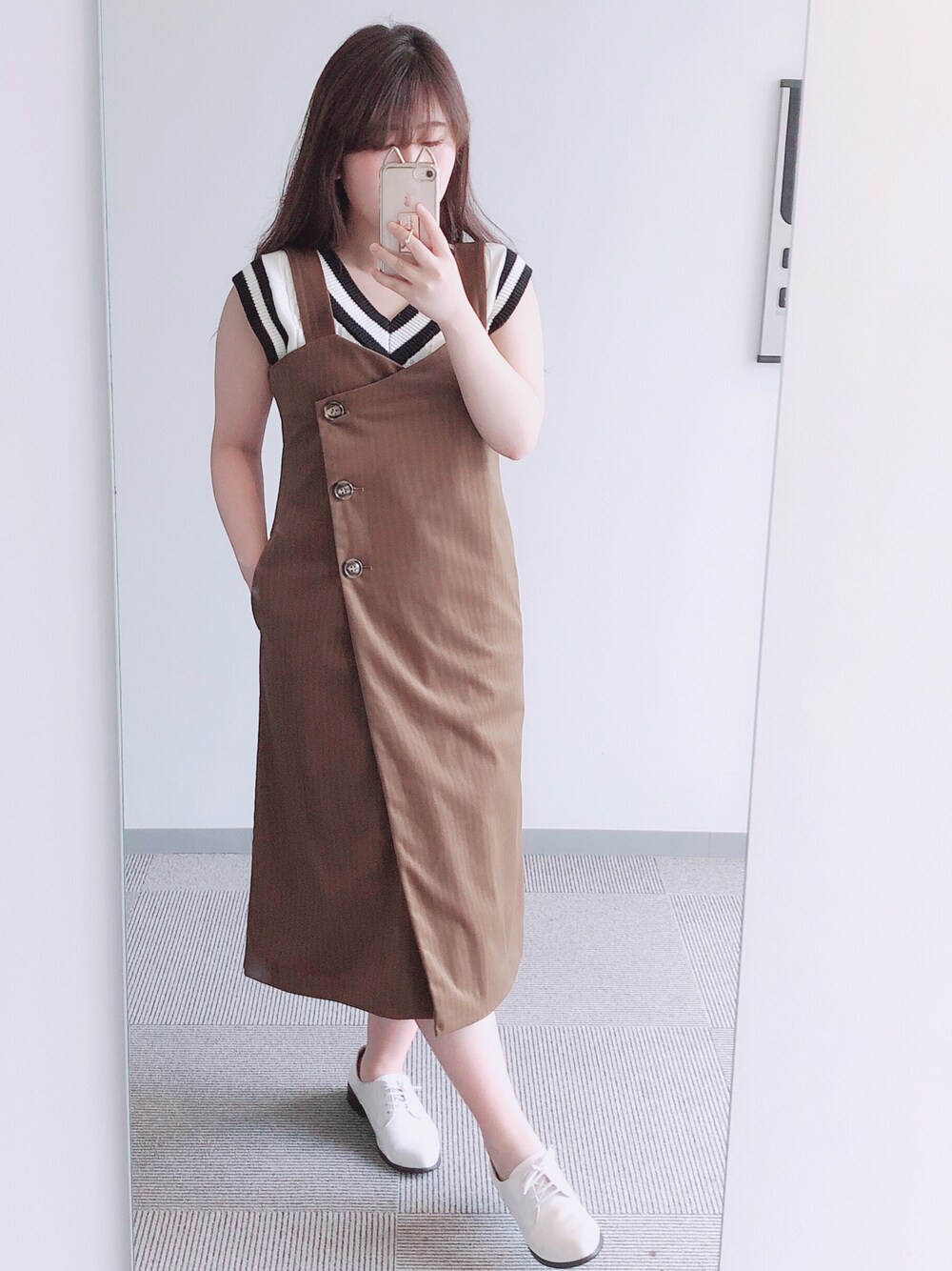 「シンプルコーデ、夏コーデ、ベスト、おしゃれさんと繋がりたい、プチプラコーデ、WEGO、ブラウン」｜「RID.DLE FROMのアイテム（ワンピース/ドレス、ブラウン系）」を使った、momoKoさん（レディース・150cm）の夏コーディネートの1枚目の写真