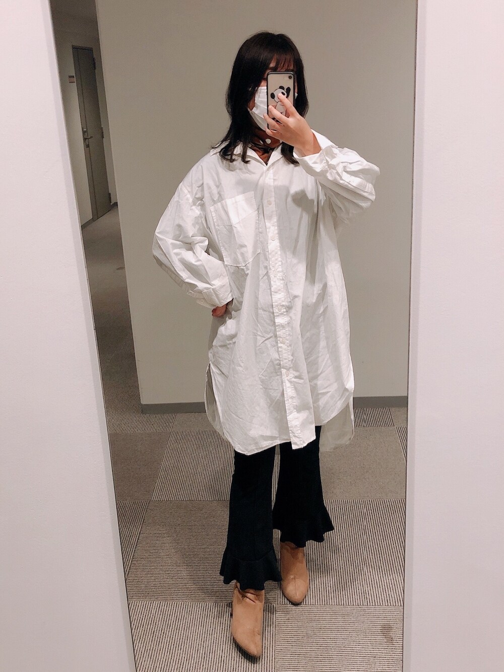 「シロシャツ、オトナカジュアル、低身長、シャツワンピ、オーバーサイズ、ZARA、おしゃれさんと繋がりたい、スカーフ」｜「ZARAのアイテム（シャツ/ブラウス、ホワイト系）」を使った、momoKoさん（レディース・150cm）の秋コーディネートの1枚目の写真
