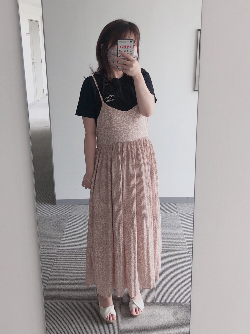 「OLIVE des OLIVE、休日スタイル、おしゃれさんと繋がりたい、ワンピース、低身長、小花柄」｜「OLIVE des OLIVEのアイテム（ワンピース/ドレス、ピンク系）」を使った、momoKoさん（レディース・150cm）の春コーディネートの1枚目の写真