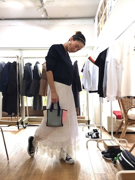 「アイテム（ヘアアクセサリー）」を使った、JUNKOさん（レディース・168cm）の春コーディネート