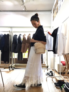 「ママファッション」｜「アイテム（スタジャン）」を使った、JUNKOさん（レディース・168cm）の春コーディネート