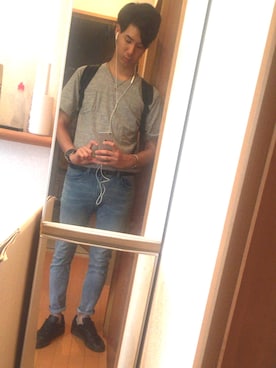 「アイテム（バングル/リストバンド）」を使った、ともさん（メンズ・175cm・20代）の夏コーディネート