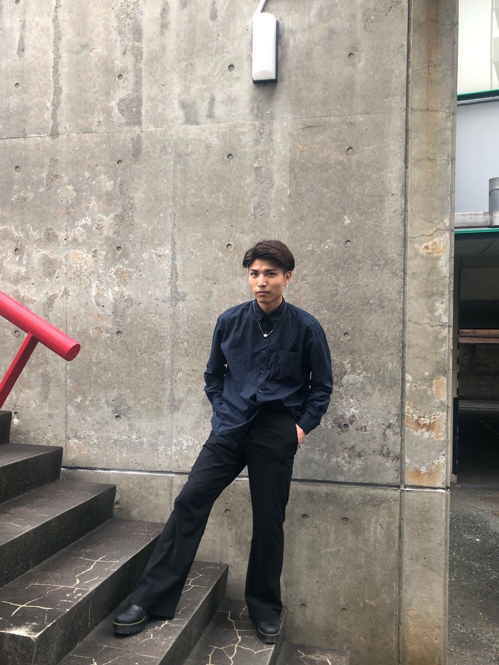 「春夏コーデ、シャツ、シャツ好き集まれ、フレアパンツ、いいね、save、フォローお願いします🤑、おしゃれさんと繋がりたい」｜「dogのアイテム（パンツ、ブラック系）」を使った、junkichiさん（メンズ・167cm）の夏コーディネートの1枚目の写真