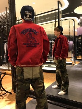 「HYSTERIC GLAMOUR（ヒステリックグラマー）のHYS WHISKY柄 刺繍キャップ（キャップ）」を使った、北ちゃんさん（メンズ・172cm）の春コーディネート