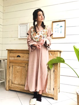 「AULA（アウラ）のアイテム」を使った、スザンヌさん（レディース・165cm）の冬コーディネート