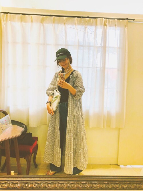 スザンヌ使用「Omekashi（シアーギンガムティアードシャツワンピース）」的時尚穿搭