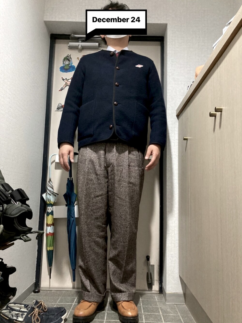 「ぼっちゃんコーデ、トラウザーパンツ、ドライボーンズ、ダントン、ぽっちゃりコーデ」｜「Dry Bonesのアイテム（スラックス、ブラウン系）」を使った、かづをさん（メンズ・178cm）の冬コーディネートの1枚目の写真