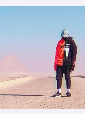 衣啟翔さんのコーディネート