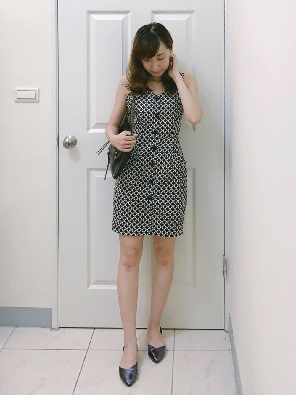 「dresseum、once upon a time、onepiece、dress、ドレジアム、ワンピース、ドレス、低身長」｜「ONCE UPON A TIMEのアイテム（ワンピース、ブラック系）」を使った、Maureenさん（レディース・155cm）の夏コーディネートの1枚目の写真