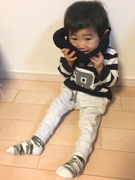 「kladskap（クレードスコープ）のアイテム（スウェット）」を使った、あおとん☺︎さん（キッズ・80cm）の冬コーディネート