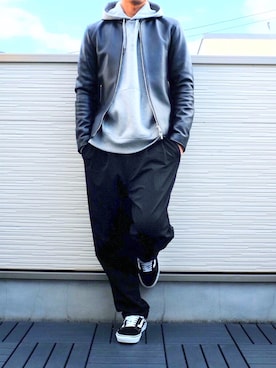「Johnbull Private labo（ジョンブルプライベートラボ）のアイテム（スラックス）」を使った、TaKaさん（メンズ・176cm）の冬コーディネート