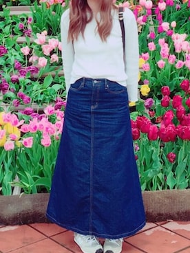 「GU（ジーユー）のアイテム（スカート、ブルー系）」を使った、gonさん（レディース・164cm）の春コーディネート