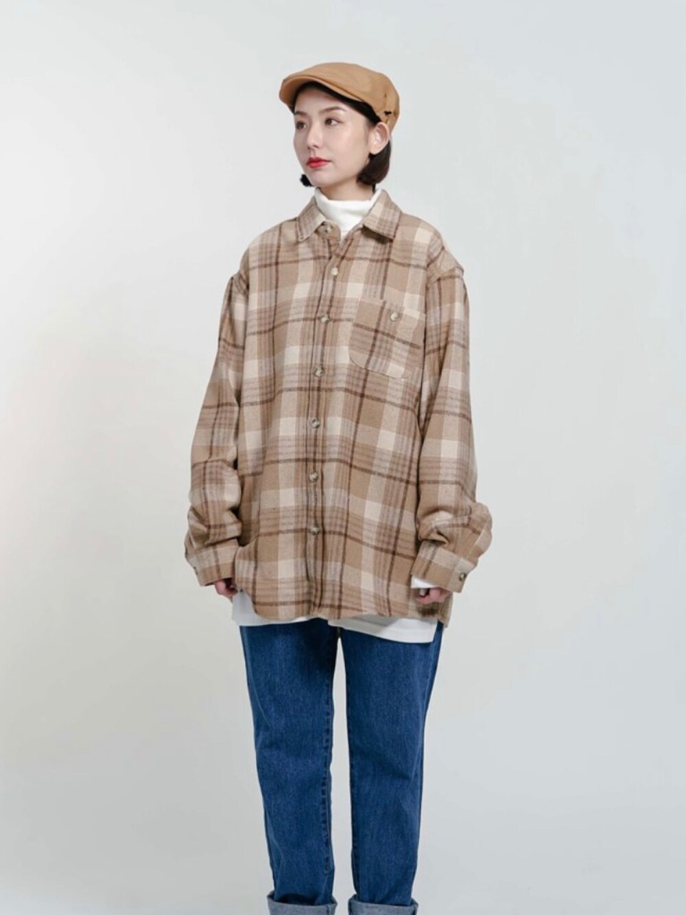 「ootd、PAL」｜「PALのアイテム（シャツ/ブラウス、ベージュ系）」を使った、pa1x1さん（レディース・160cm）の冬コーディネートの1枚目の写真