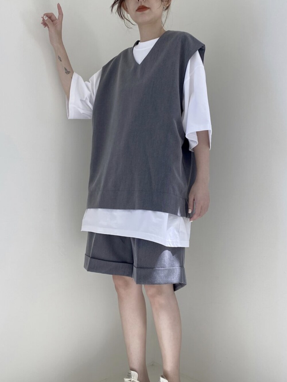 「ootd、PAL」｜「PALのアイテム（トップス、ホワイト系）」を使った、pa1x1さん（レディース・160cm）の春コーディネートの1枚目の写真
