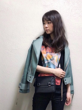 「dix（ディス）のアイテム」を使った、菅千代美(すがちよみ)さん（レディース・170cm）の春コーディネート