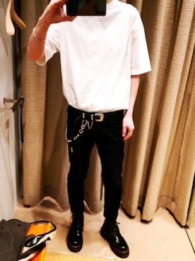 「黒スキニー」｜「アイテム（ウォレットチェーン）」を使った、kazu-kunさん（メンズ・173cm）の春コーディネート