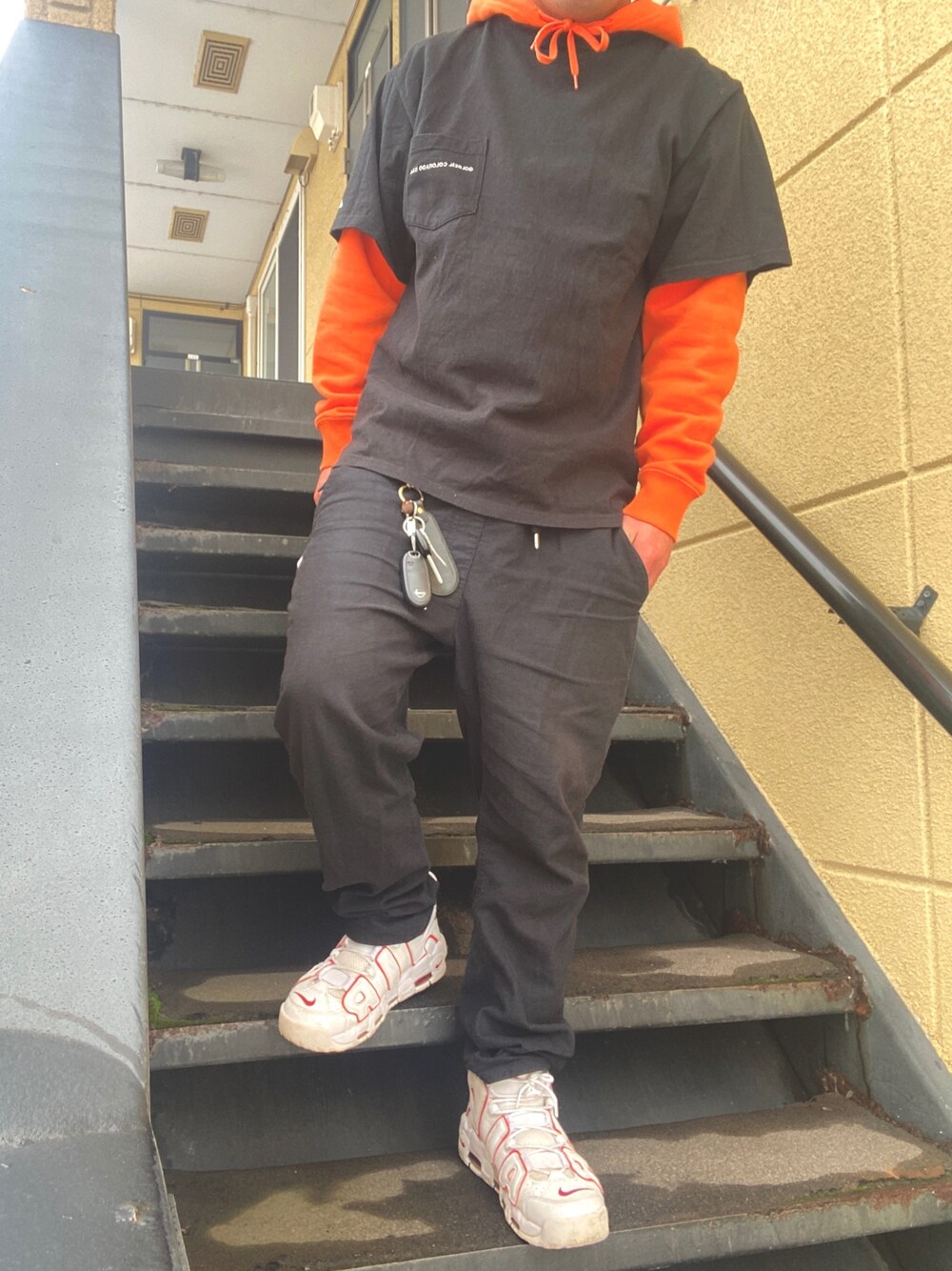 「streetstyle、スケータースタイル、スニーカーコーデ、element、EDWIN、NIKE、パーカー」｜「古着のアイテム（Tシャツ/カットソー、ブラック系）」を使った、3✖︎9さん（メンズ・168cm）の冬コーディネートの1枚目の写真