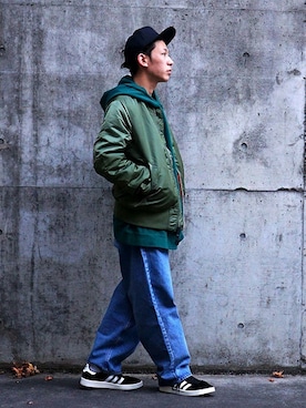 「marka（マーカ）のアイテム（スウェット）」を使った、ARKnets STAFFさん（メンズ・165cm）の冬コーディネート