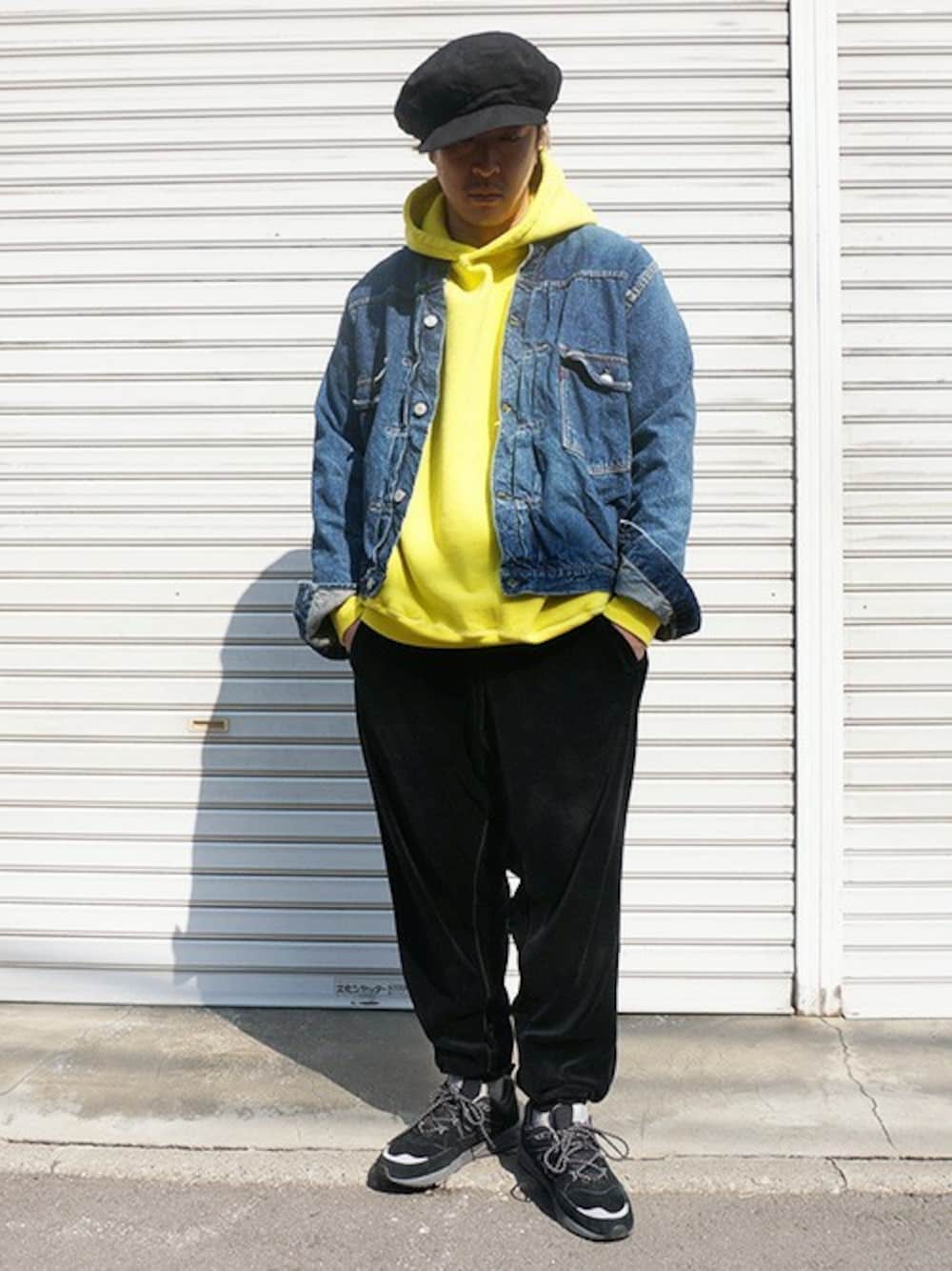 「デニムジャケット、別注、キャスケット、KIJIMA TAKAYUKI、ジャケットスタイル、春コーデ、ジャケット　デニム、WAREHOUSE、beret、メンズアイテム」｜「FLAG SPORTのFLAG SPORT/ フラッグスポーツ(WAREHOUSE / ウェアハウス)：Lot 3002 2nd type(1.5)：デニムジャケット：FS3002[STD]（デニムジャケット、ブルー系）」を使った、ARKnets STAFFさん（メンズ・173cm）の春コーディネートの1枚目の写真