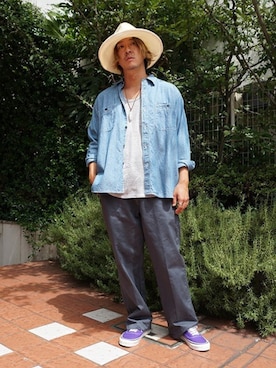「KIJIMA TAKAYUKI」｜「アイテム（チノパンツ）」を使った、ARKnets STAFFさん（メンズ・173cm）の秋コーディネート